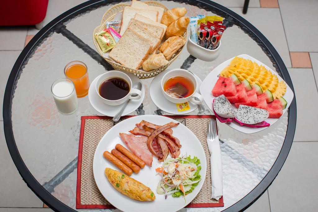Patong Swiss Hotel Beach Front Phuket Εξωτερικό φωτογραφία