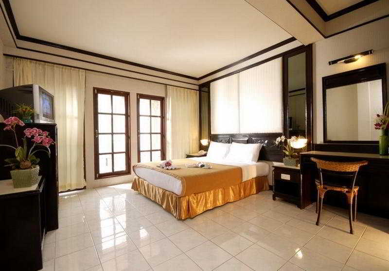 Patong Swiss Hotel Beach Front Phuket Εξωτερικό φωτογραφία
