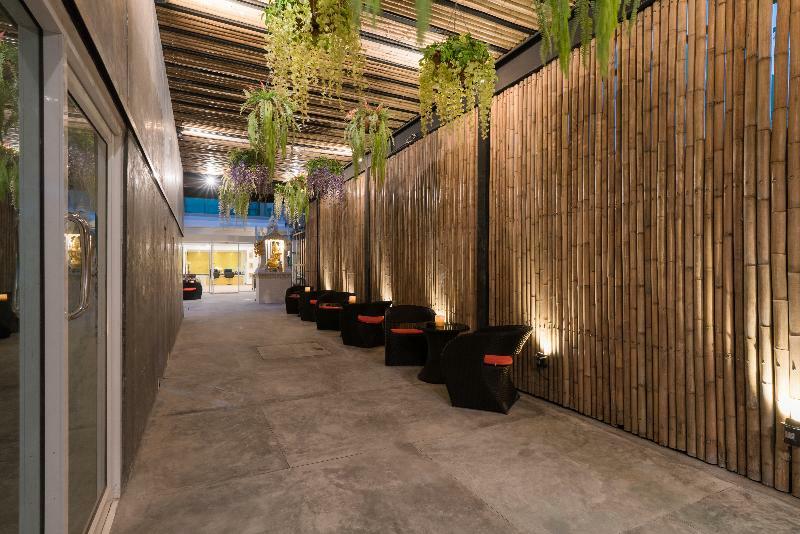 Patong Swiss Hotel Beach Front Phuket Εξωτερικό φωτογραφία