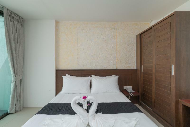 Patong Swiss Hotel Beach Front Phuket Εξωτερικό φωτογραφία